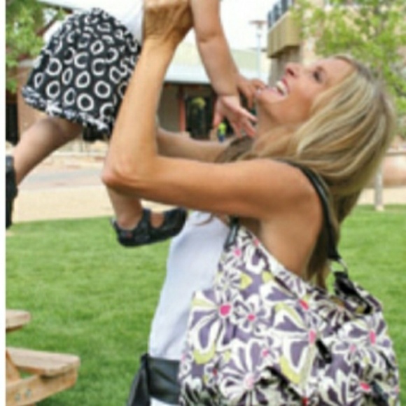BNWOT!! Amy Michelle Lotus™ Bag diaper bag - Picture 2 of 8